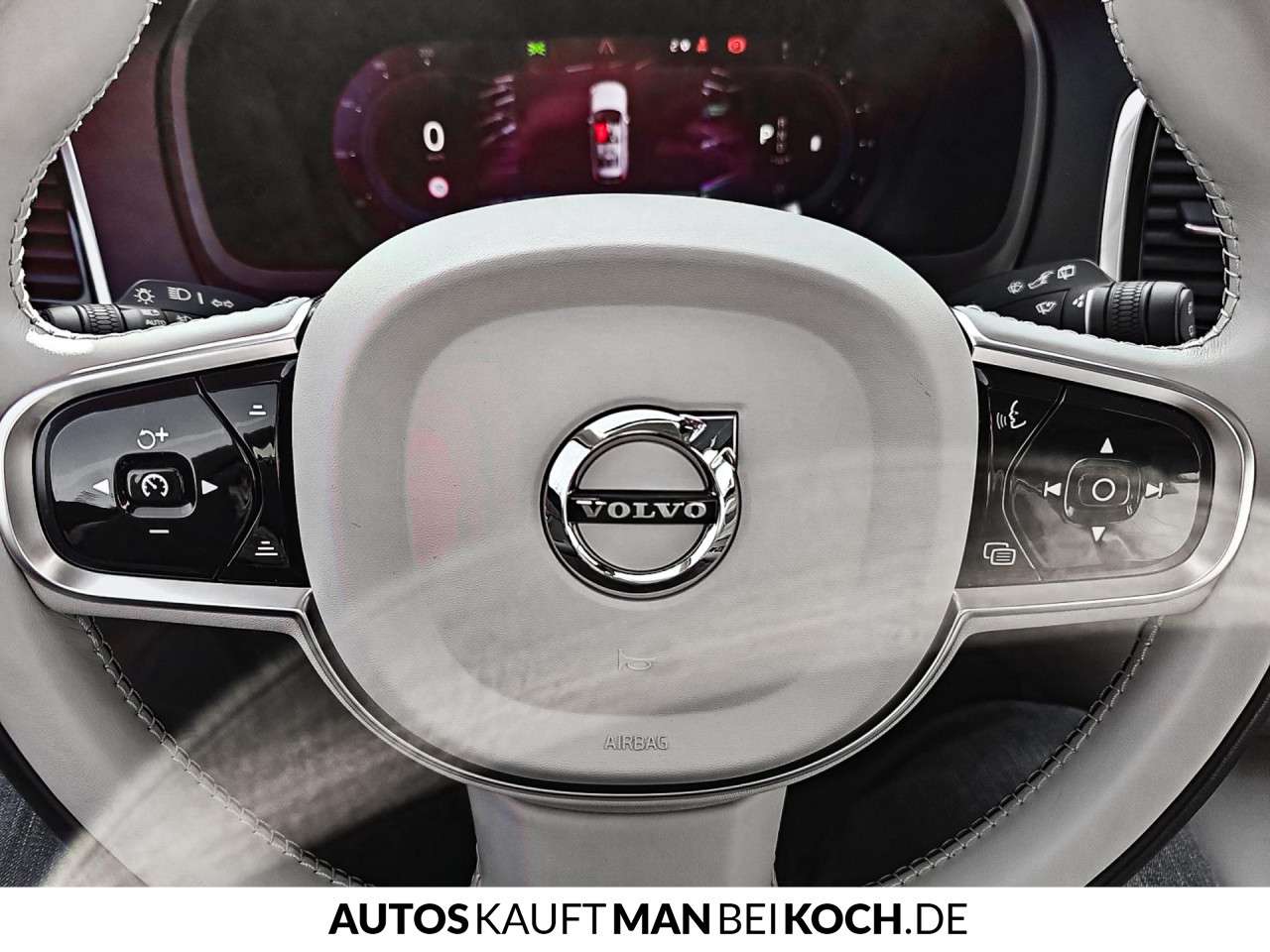 Fahrzeugbild eines Volvo XC90