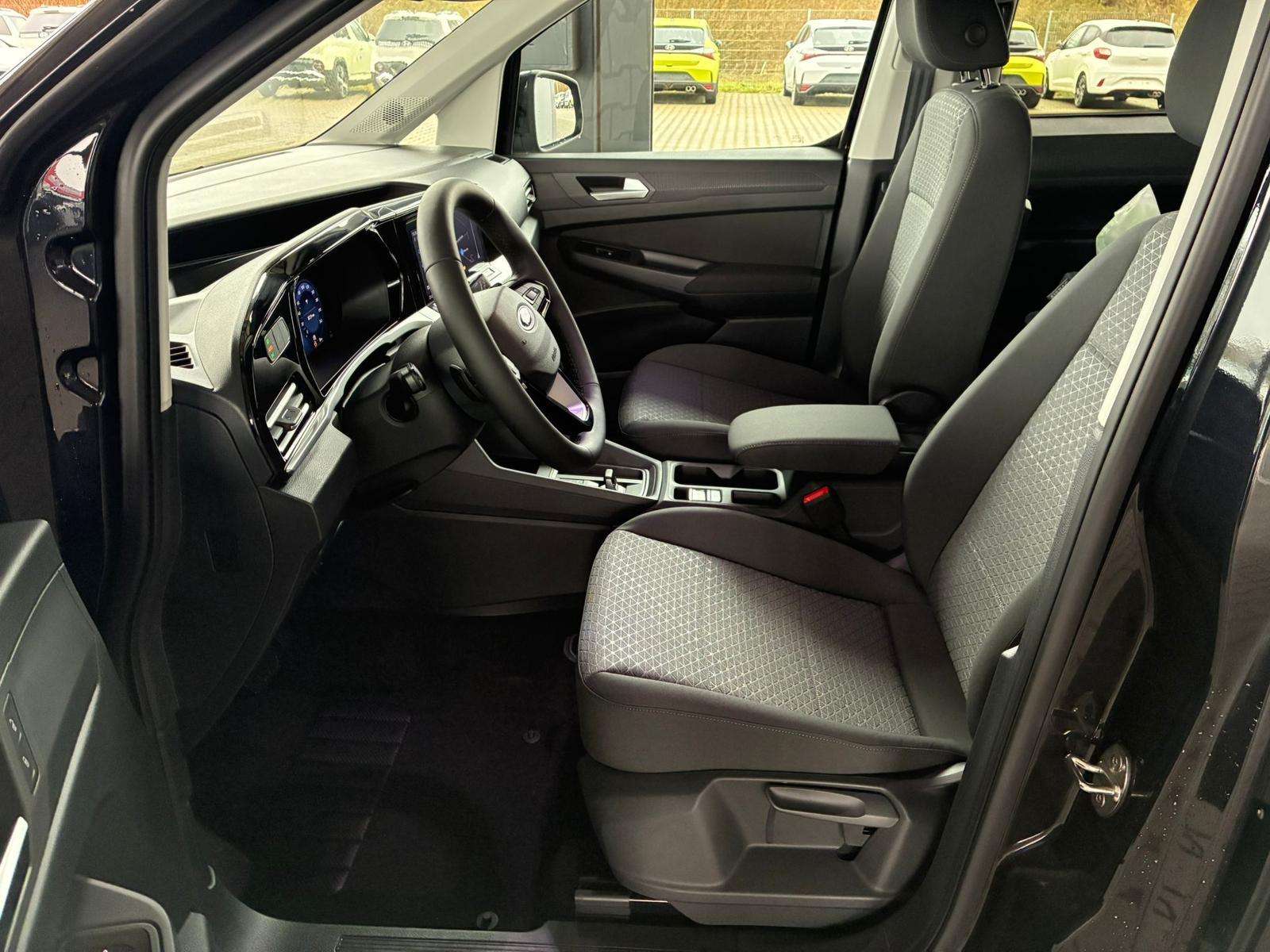 Fahrzeugbild eines Ford Grand Tourneo
