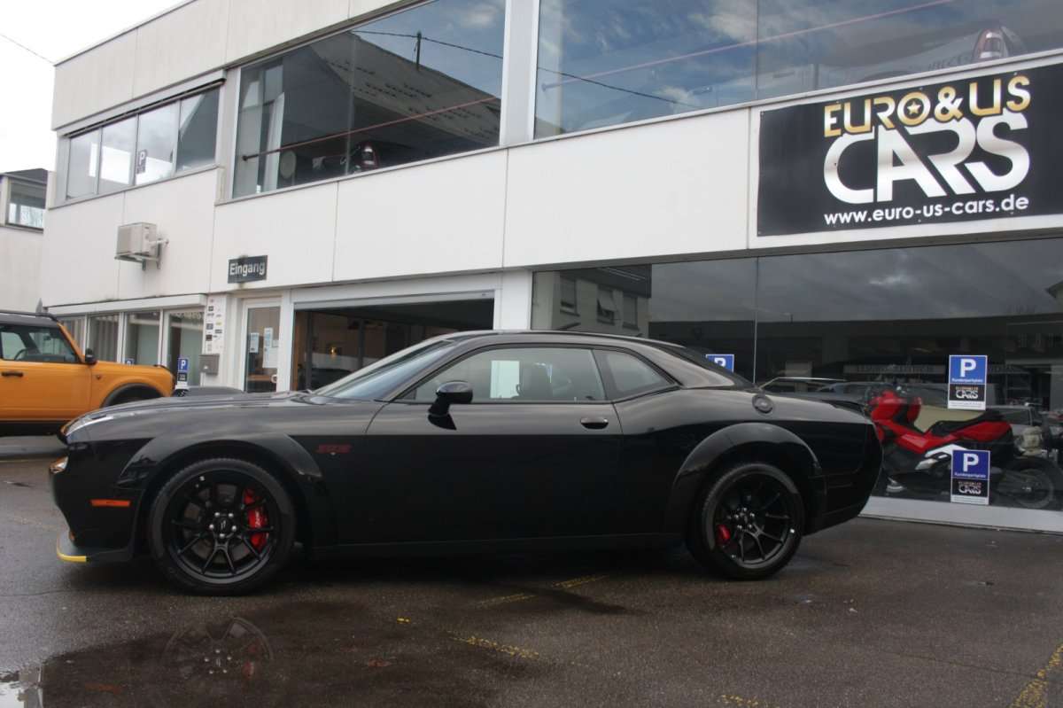Fahrzeugbild eines Dodge Challenger