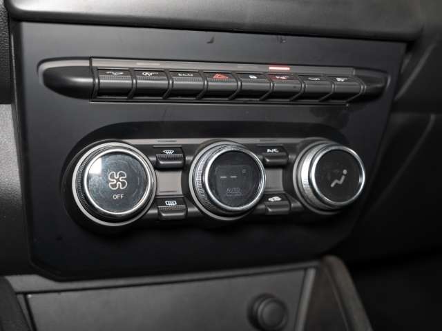 Fahrzeugbild eines Dacia Duster