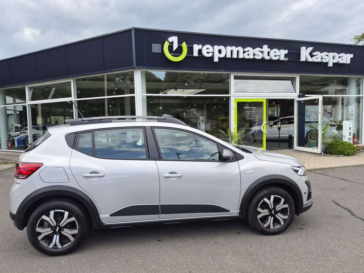 Fahrzeugbild eines Dacia Sandero