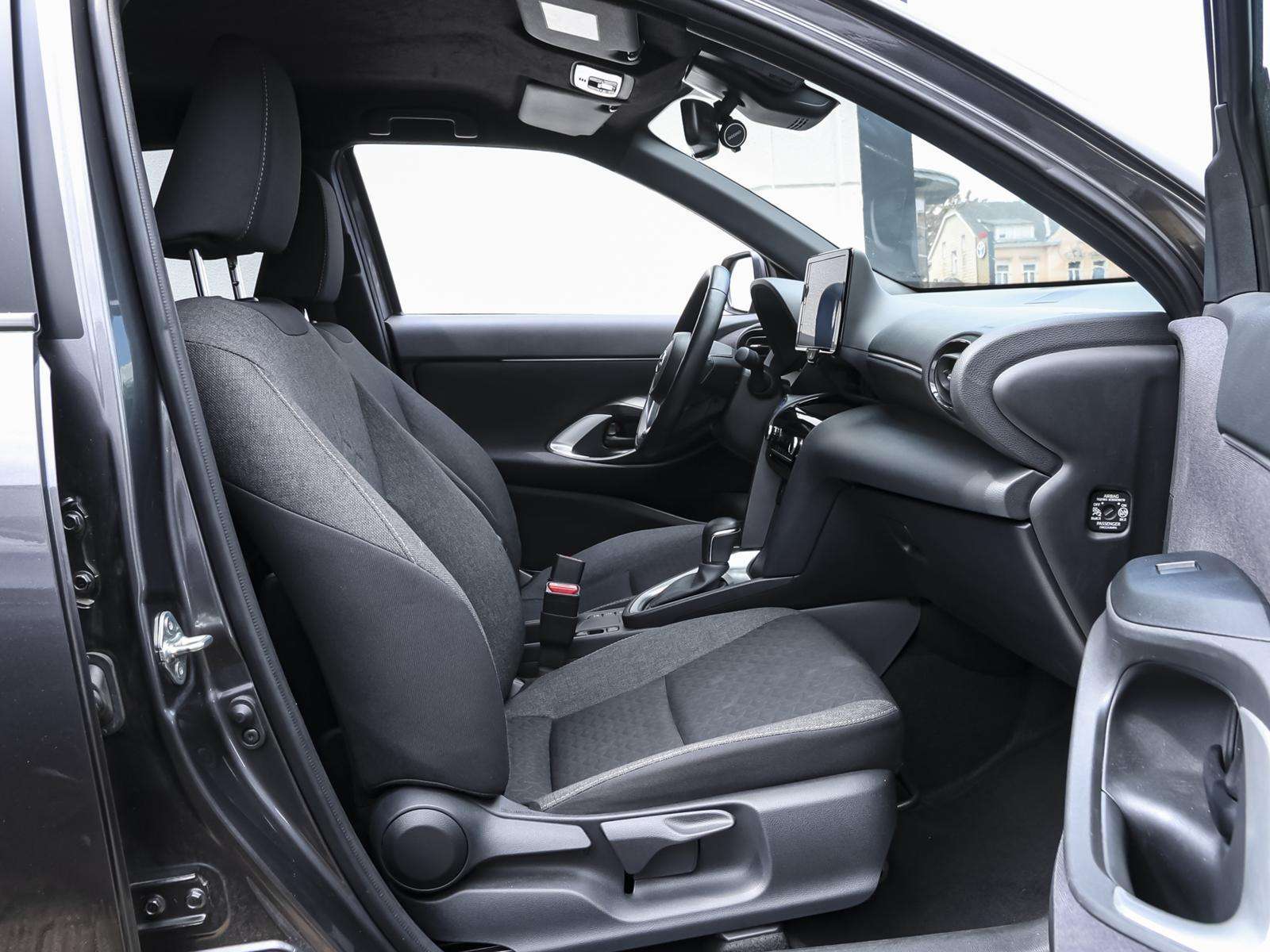 Fahrzeugbild eines Toyota Yaris Cross