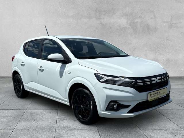 Fahrzeugbild eines Dacia Sandero