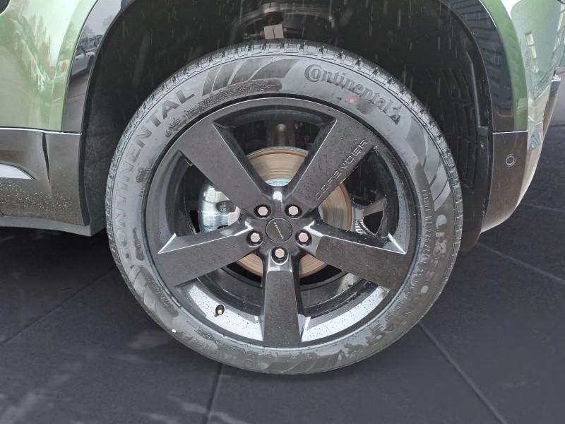 Fahrzeugbild eines Land Rover Defender