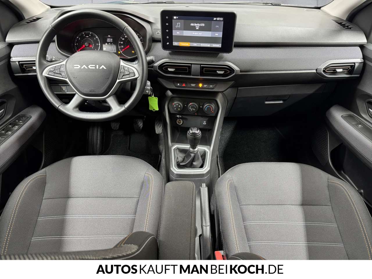 Fahrzeugbild eines Dacia Sandero