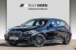 Schräge Frontansicht auf einen BMW 1er-Reihe , freigestellt
