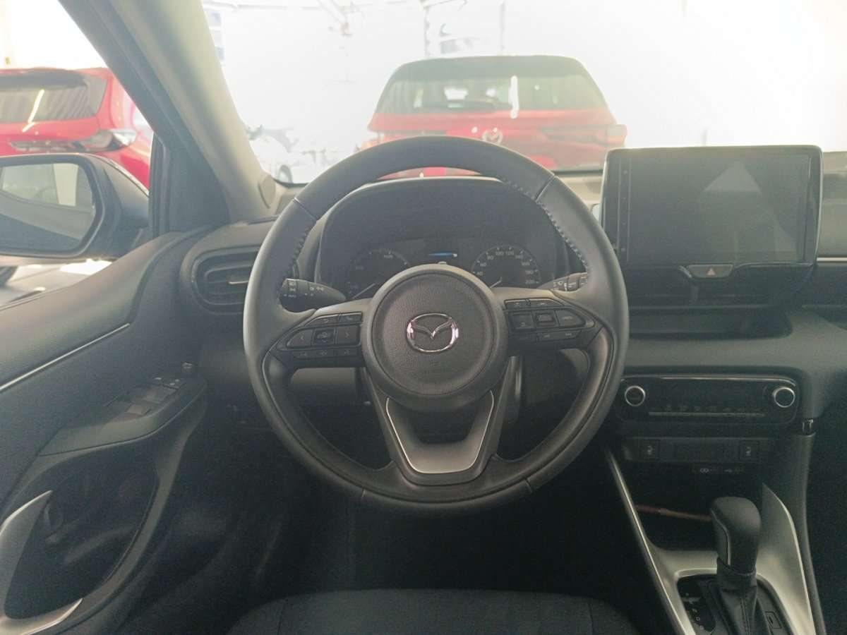 Fahrzeugbild eines Mazda Mazda2 Hybrid