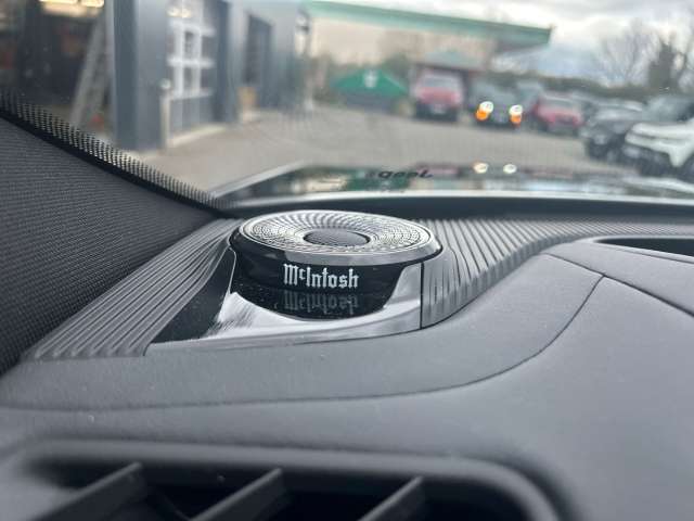 Fahrzeugbild eines Jeep Grand Cherokee