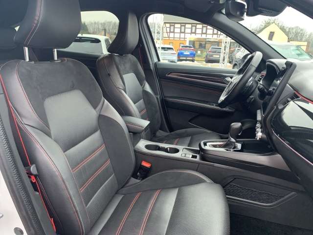 Fahrzeugbild eines Renault Arkana