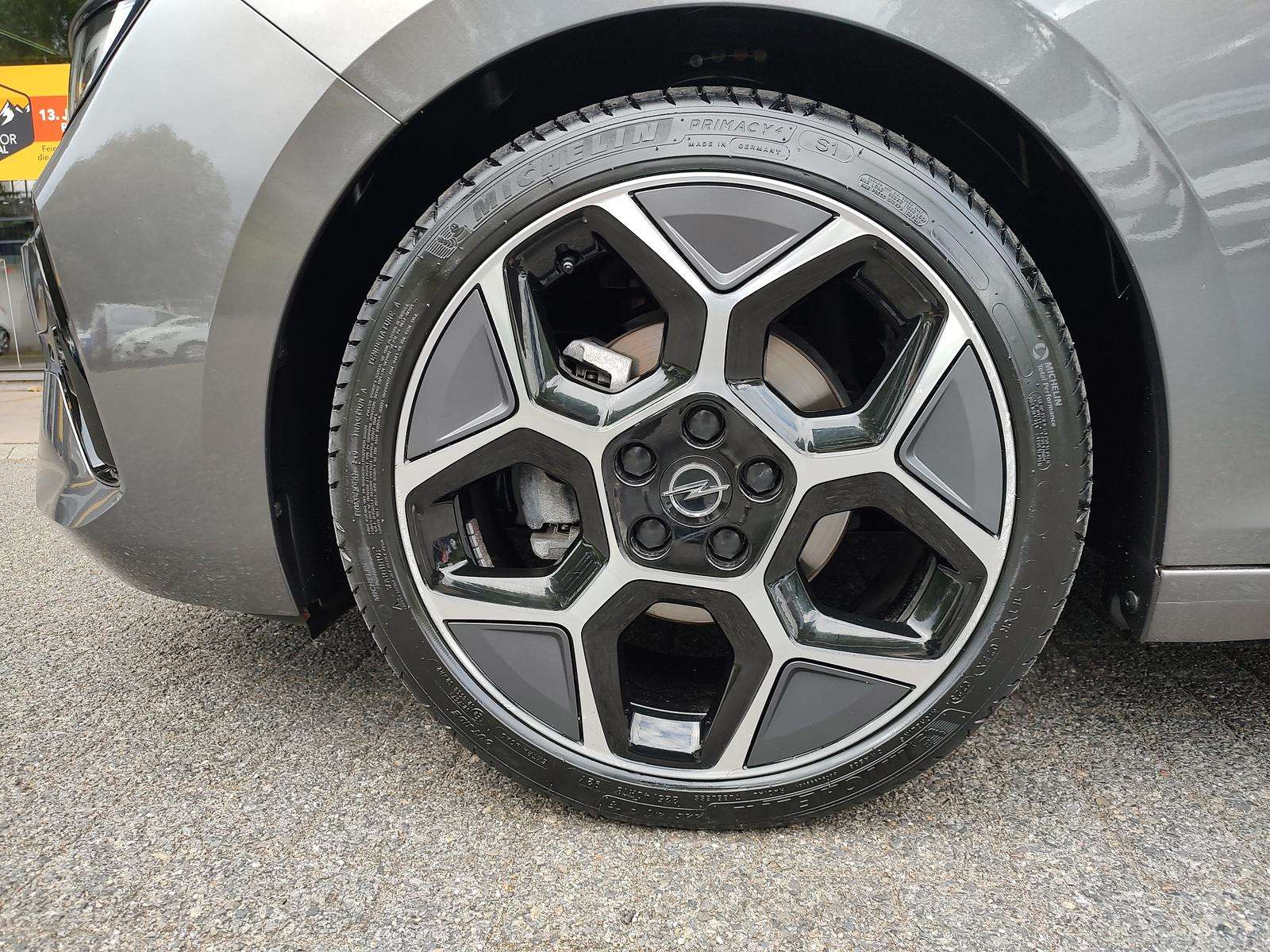 Fahrzeugbild eines Opel Astra