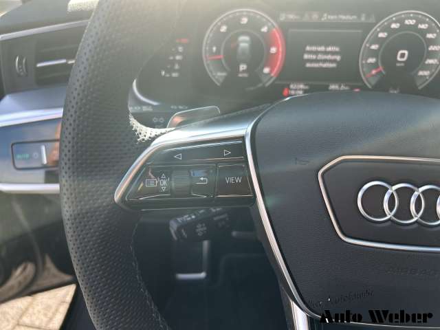 Fahrzeugbild eines Audi S6