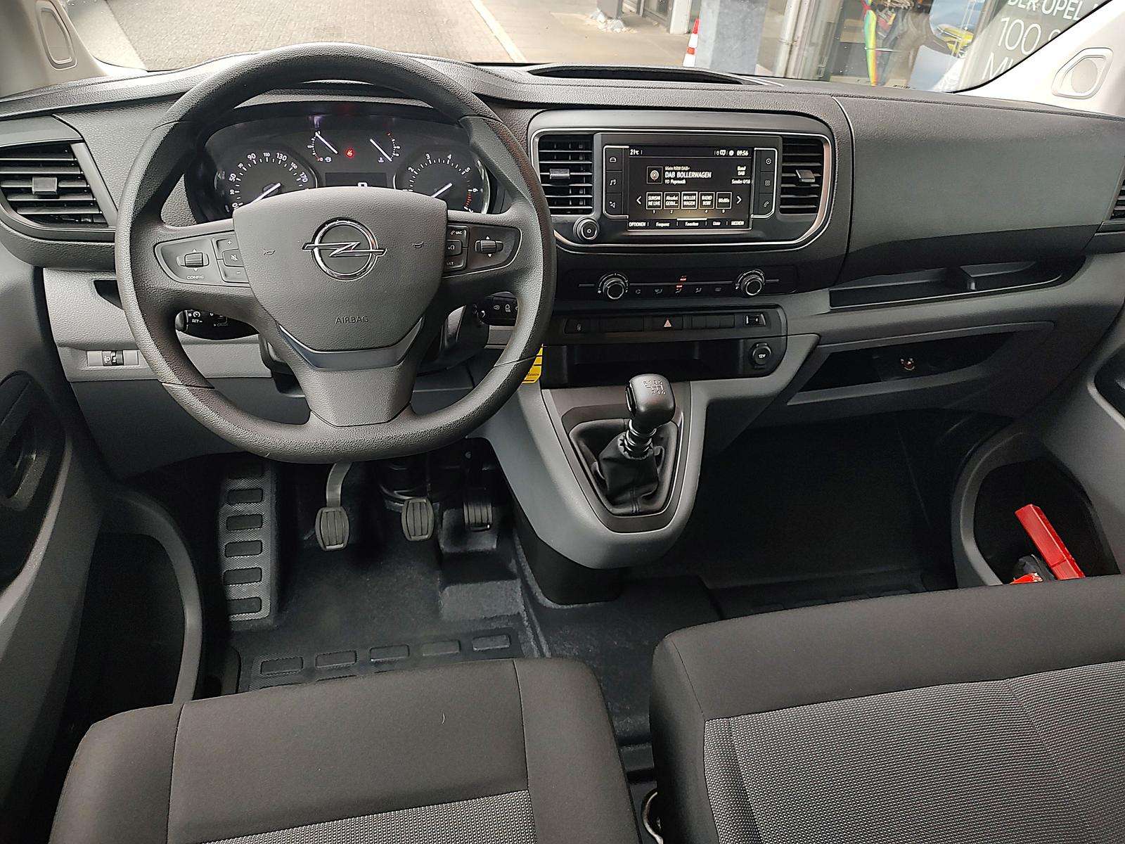 Fahrzeugbild eines Opel Vivaro