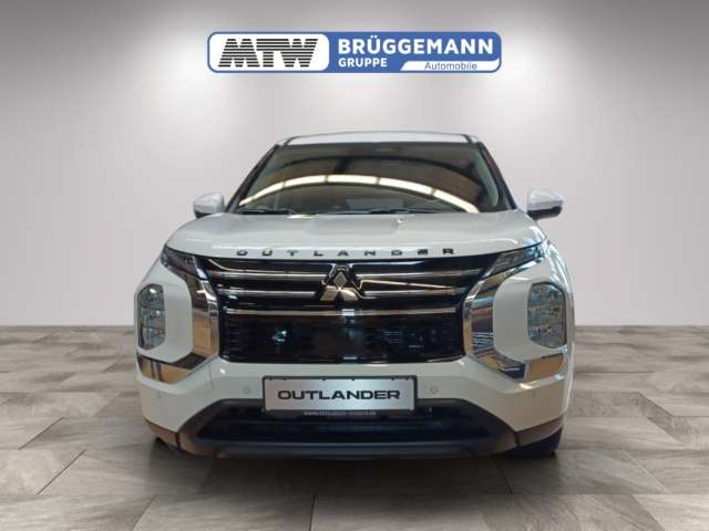 Fahrzeugbild eines Mitsubishi Outlander
