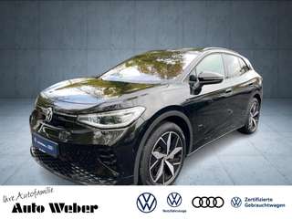 Schräge Frontansicht auf einen Volkswagen ID.4 , freigestellt