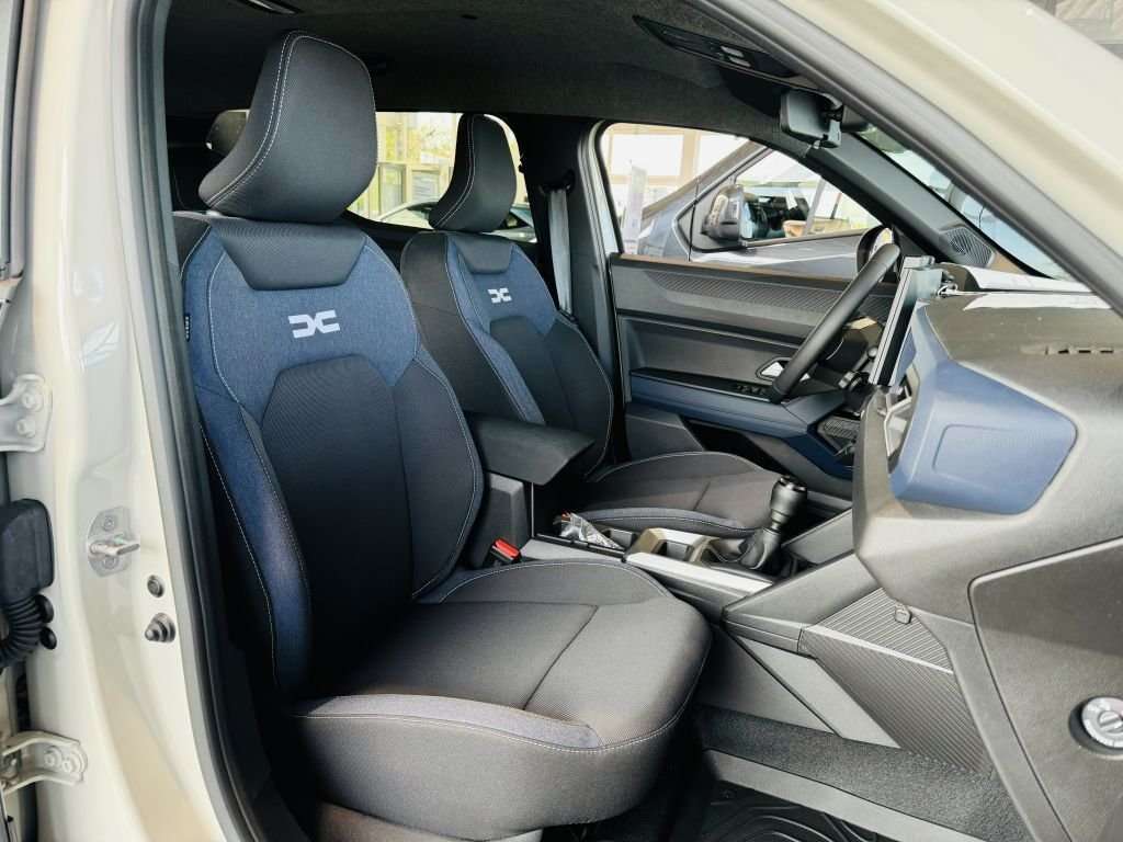 Fahrzeugbild eines Dacia Duster