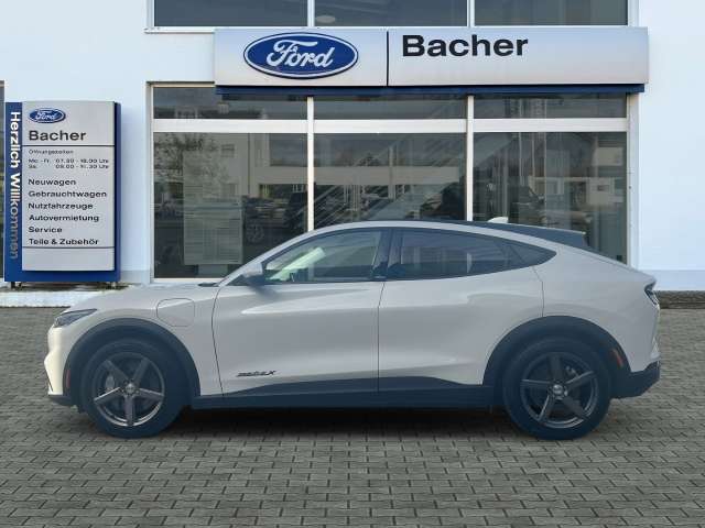 Fahrzeugbild eines Ford Mustang Mach-E