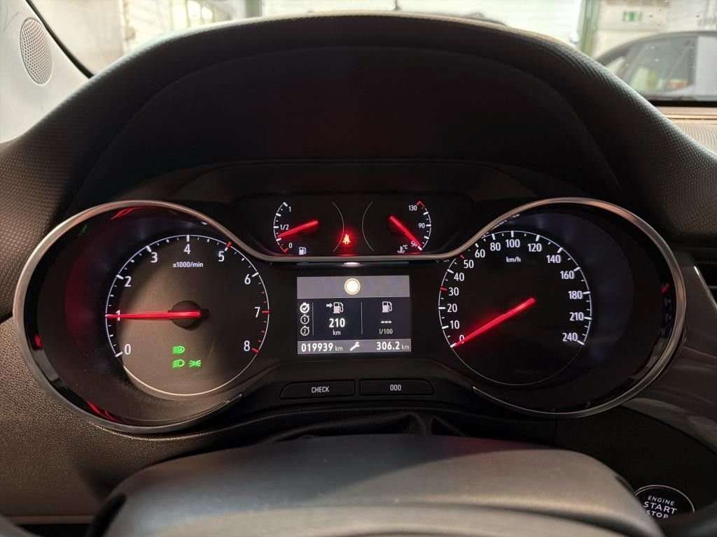 Fahrzeugbild eines Opel Crossland X