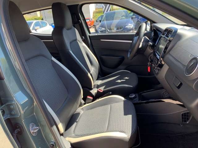 Fahrzeugbild eines Dacia Spring