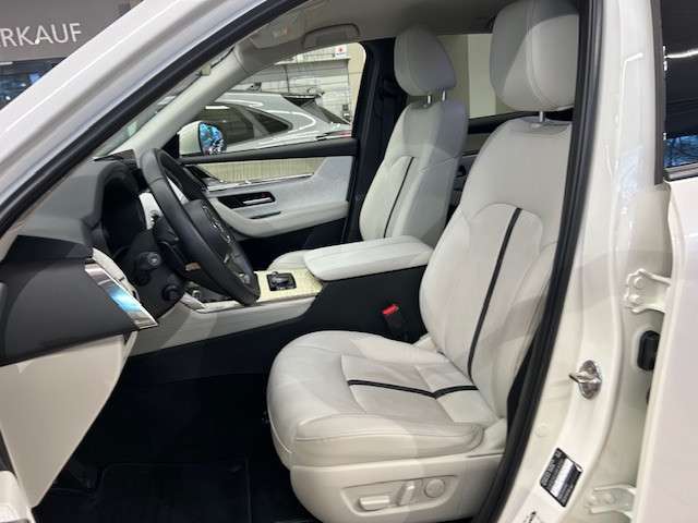 Fahrzeugbild eines Mazda CX-60