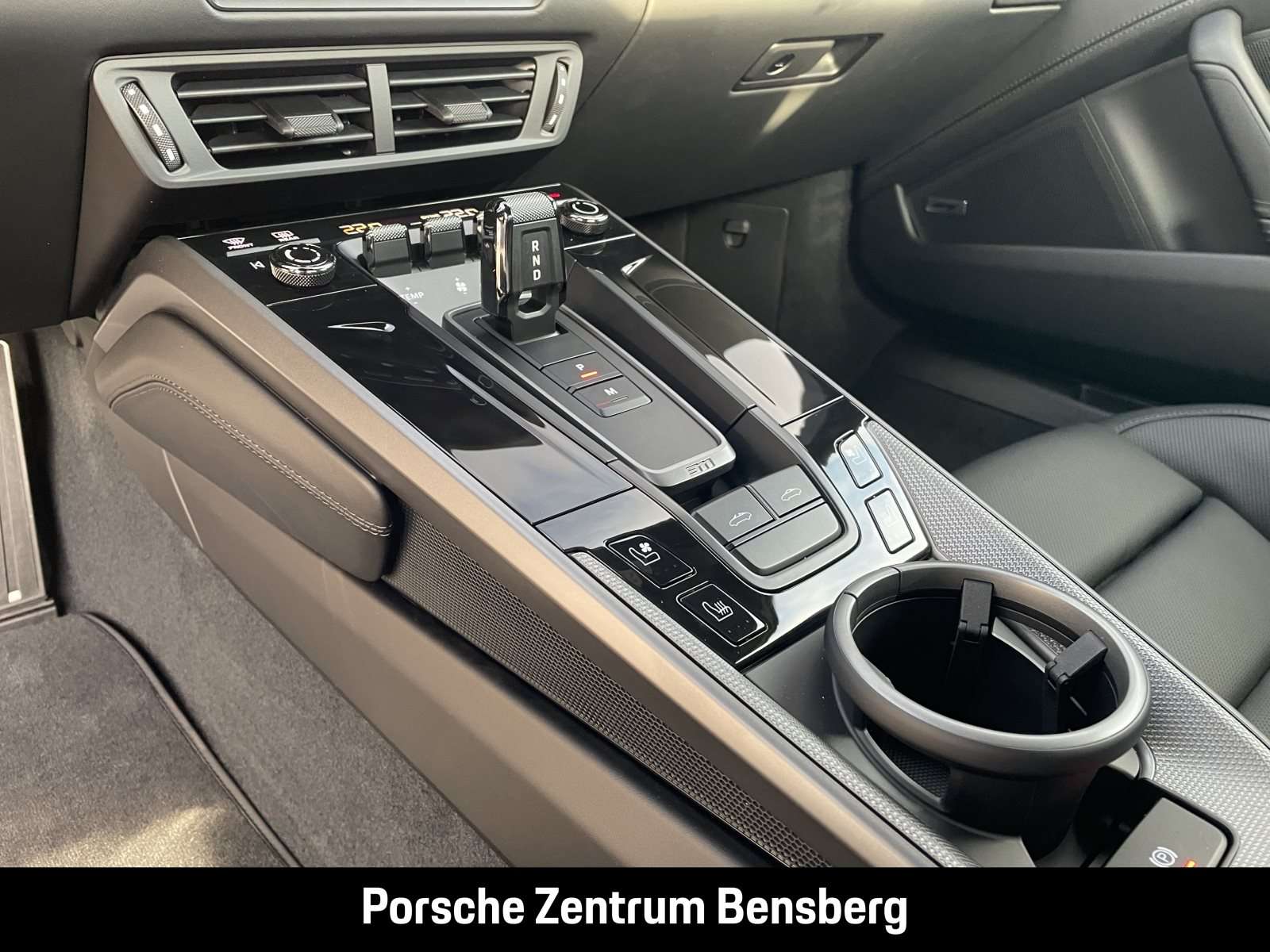 Fahrzeugbild eines Porsche 911