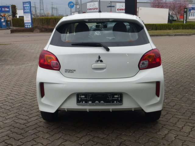 Fahrzeugbild eines Mitsubishi Space Star