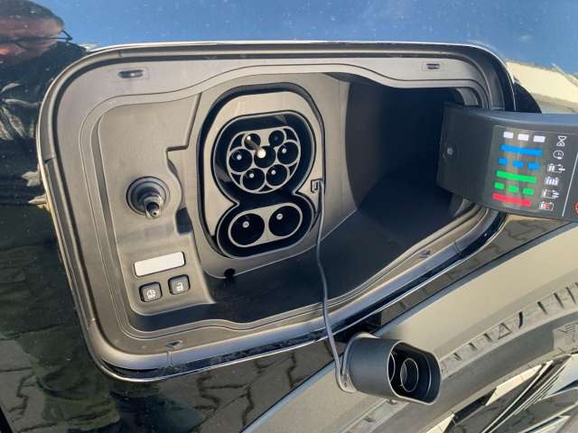 Fahrzeugbild eines Renault Scenic E-TECH