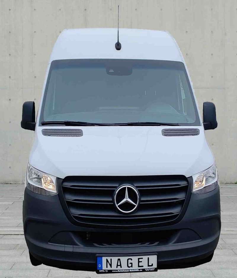 Fahrzeugbild eines Mercedes-Benz Sprinter