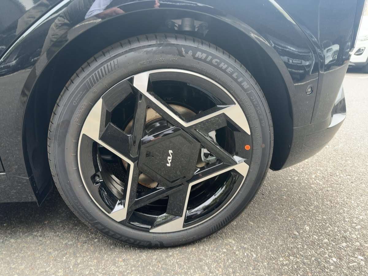 Fahrzeugbild eines Kia EV4