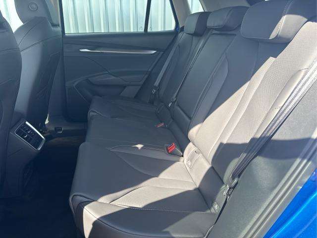 Fahrzeugbild eines Skoda ELROQ