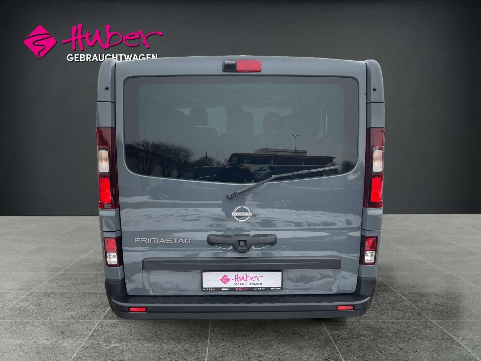 Fahrzeugbild eines Nissan Primastar