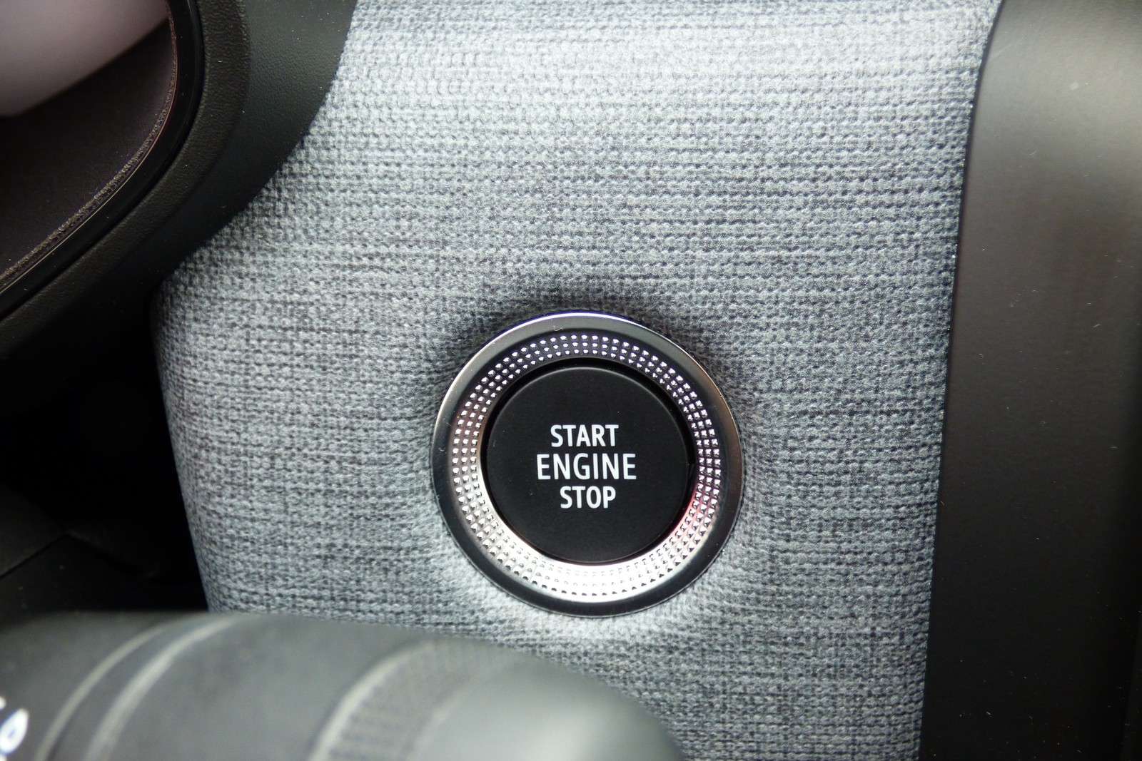 Fahrzeugbild eines Renault Clio