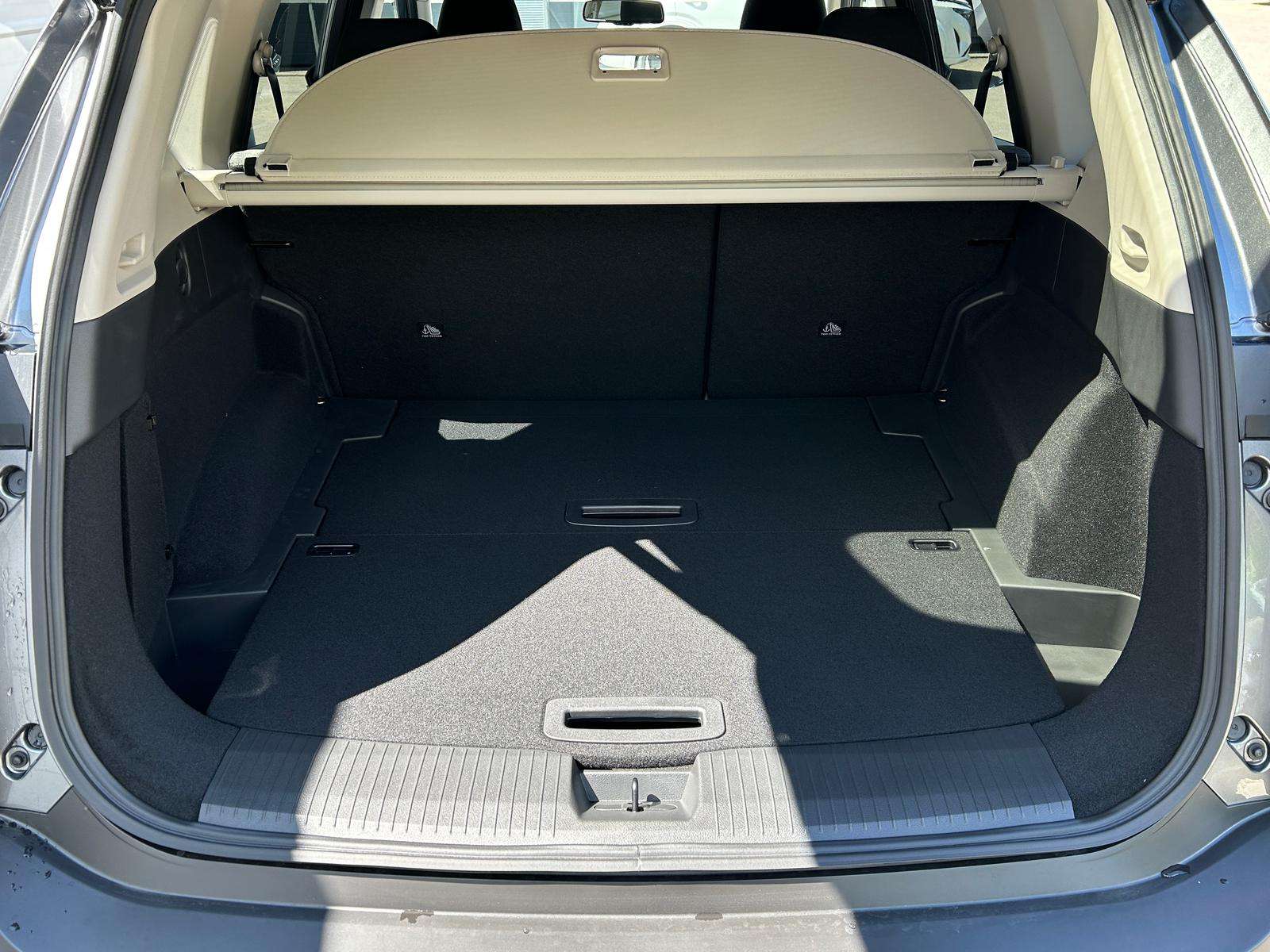 Fahrzeugbild eines Nissan X-TRAIL