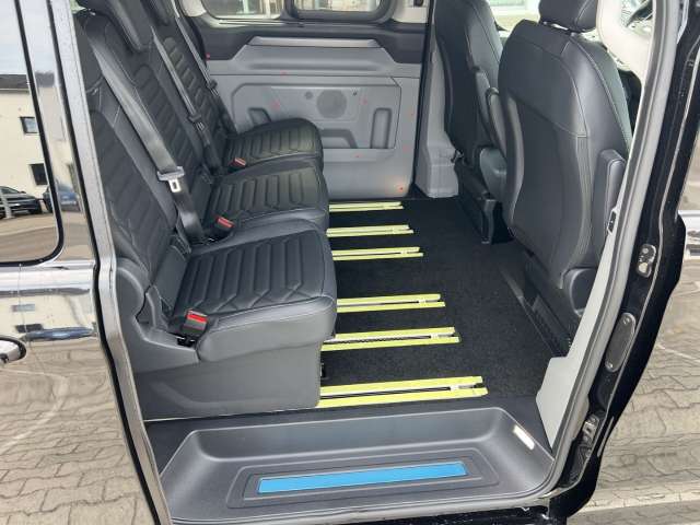 Fahrzeugbild eines Ford Tourneo Custom