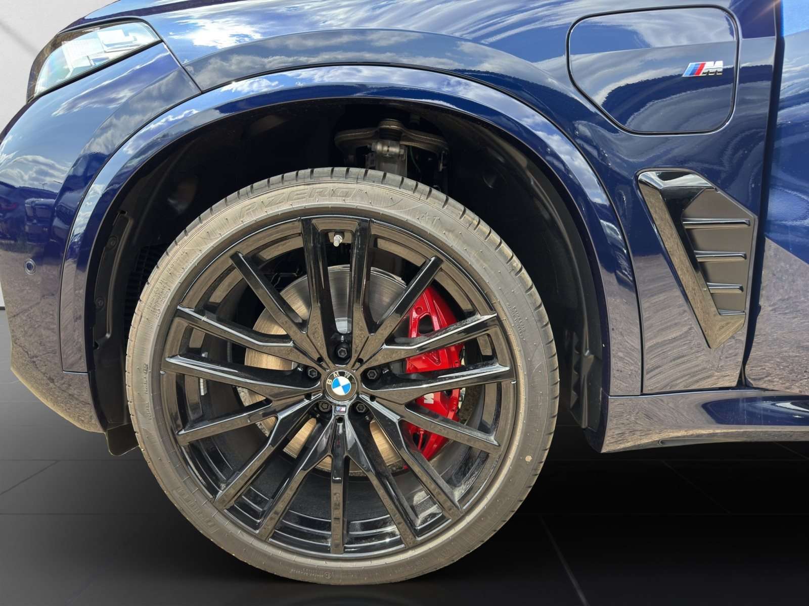 Fahrzeugbild eines BMW X5