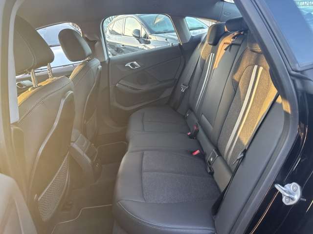 Fahrzeugbild eines BMW 2er-Reihe