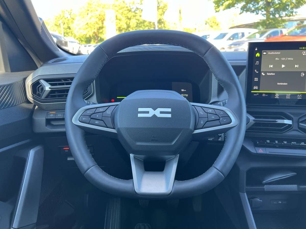 Fahrzeugbild eines Dacia Bigster