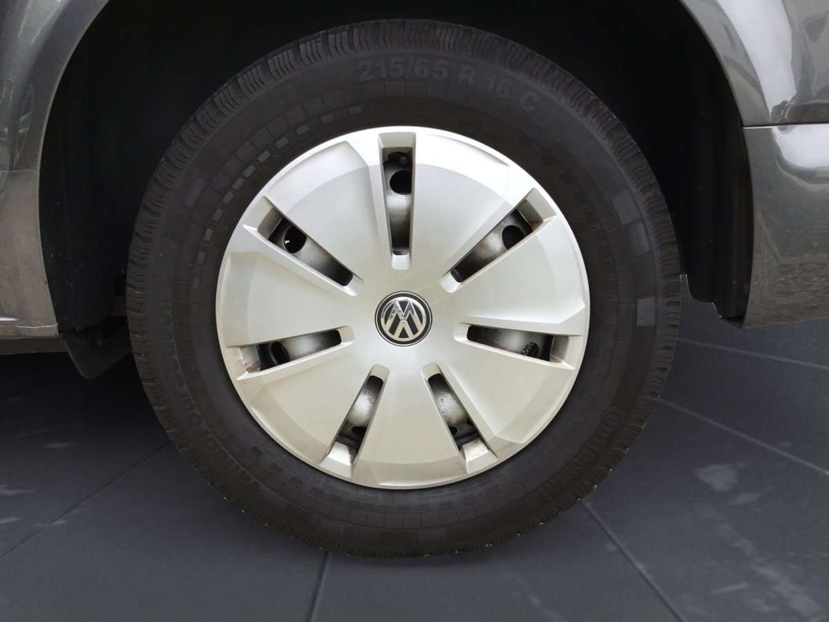 Fahrzeugbild eines Volkswagen Caravelle