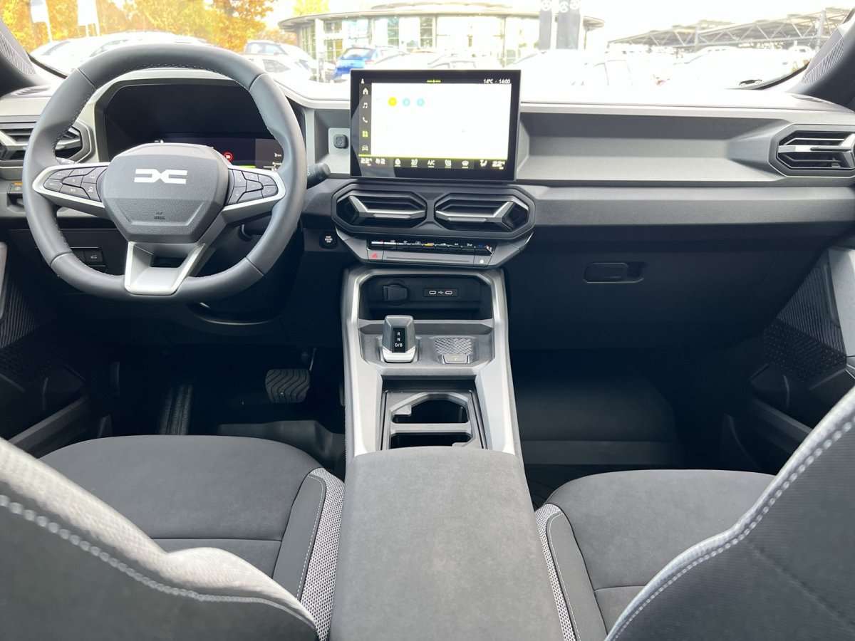 Fahrzeugbild eines Dacia Bigster