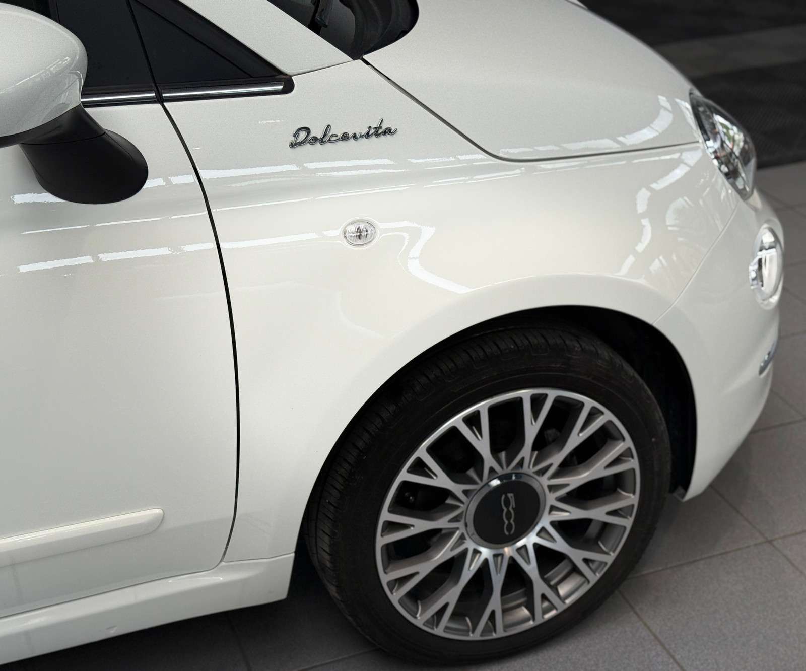 Fahrzeugbild eines Fiat 500
