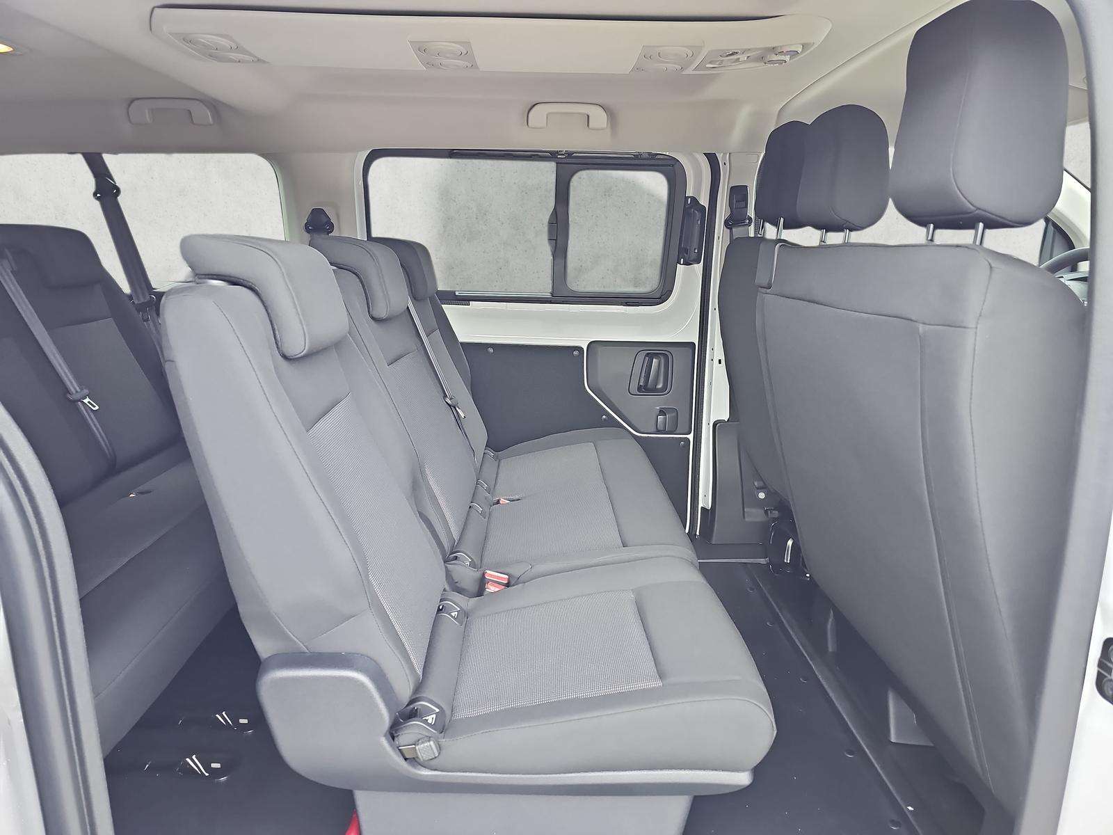 Fahrzeugbild eines Opel Vivaro