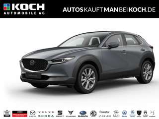 Schräge Frontansicht auf einen Mazda CX-30 , freigestellt