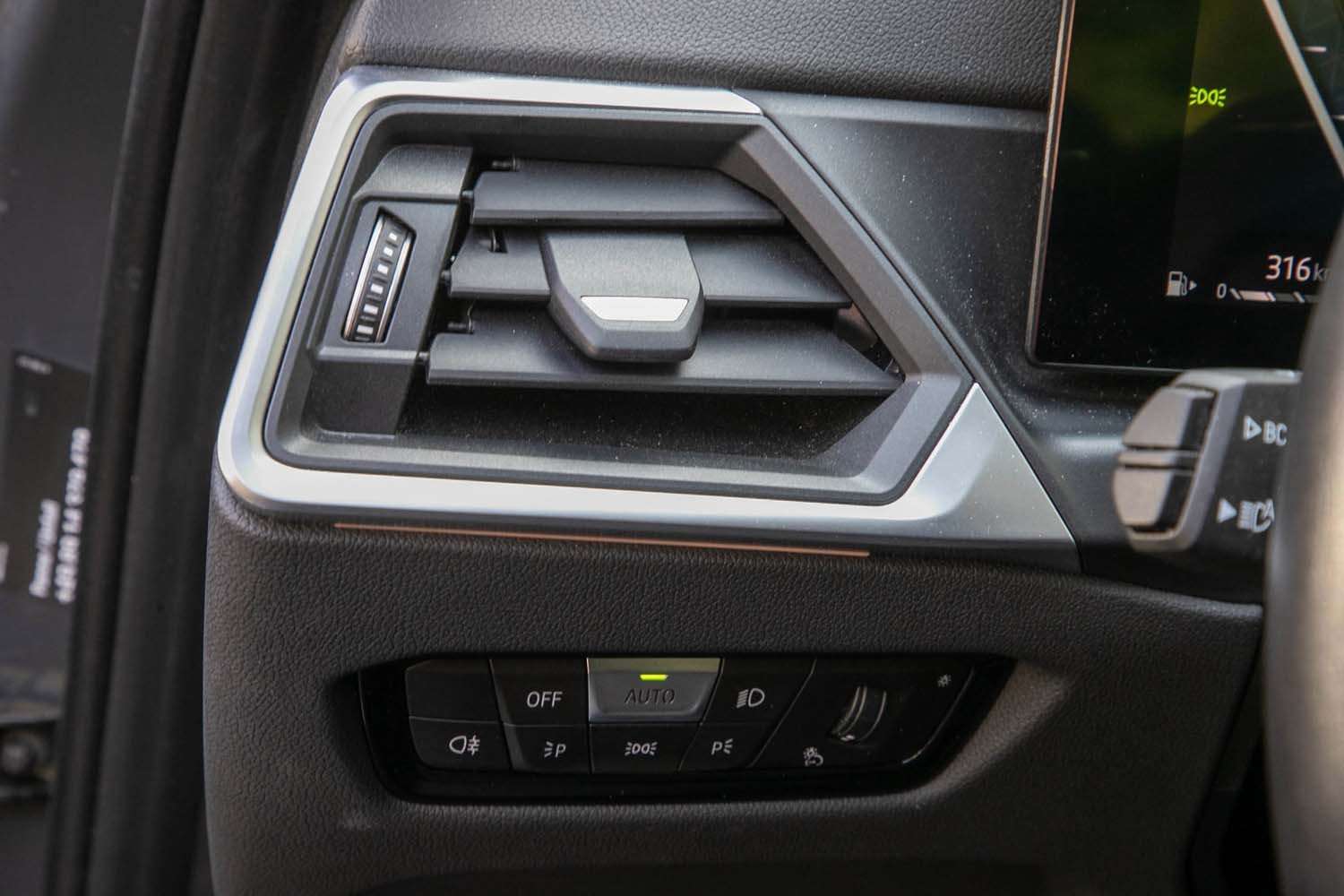 Fahrzeugbild eines BMW 3er-Reihe