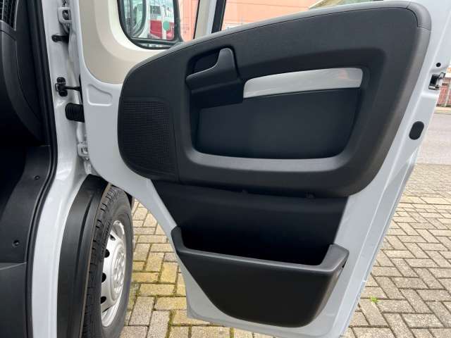 Fahrzeugbild eines Opel Movano