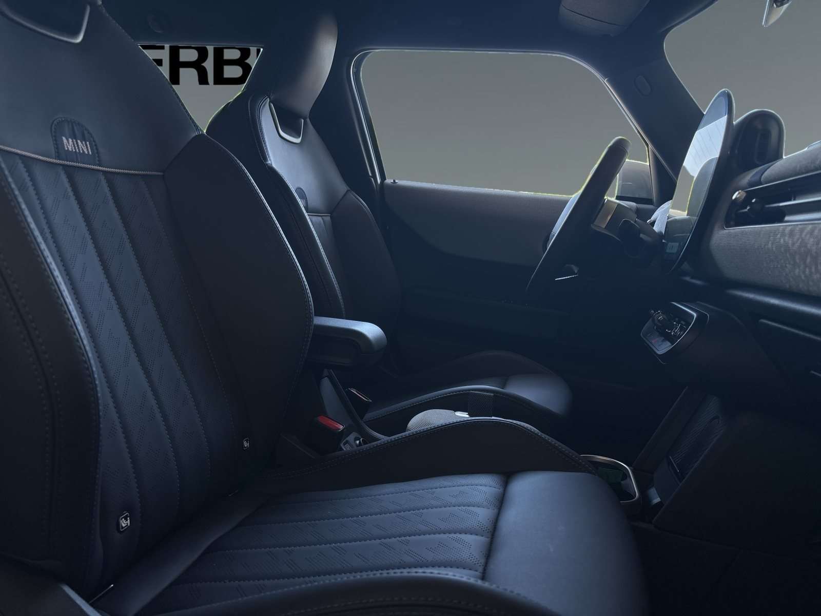 Fahrzeugbild eines MINI COOPER