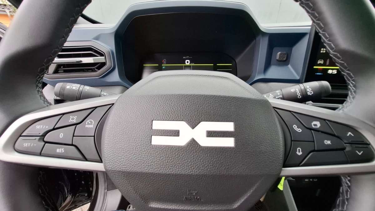 Fahrzeugbild eines Dacia Duster