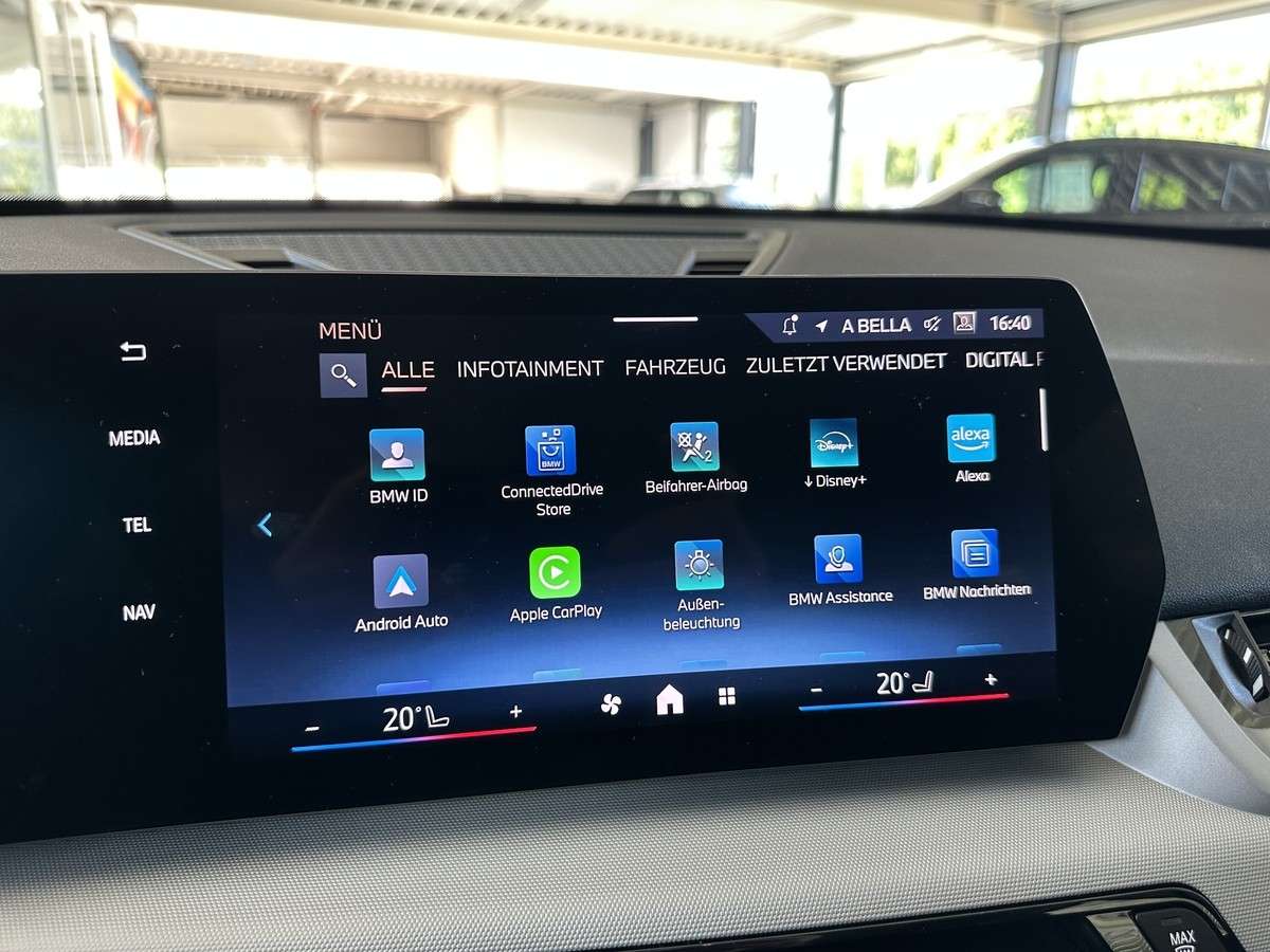 Fahrzeugbild eines BMW iX1