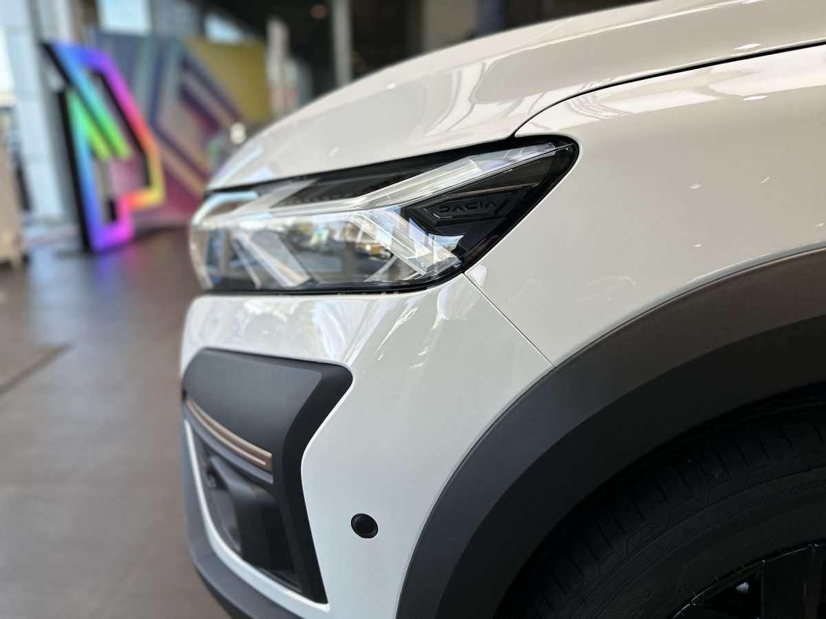 Fahrzeugbild eines Dacia Jogger