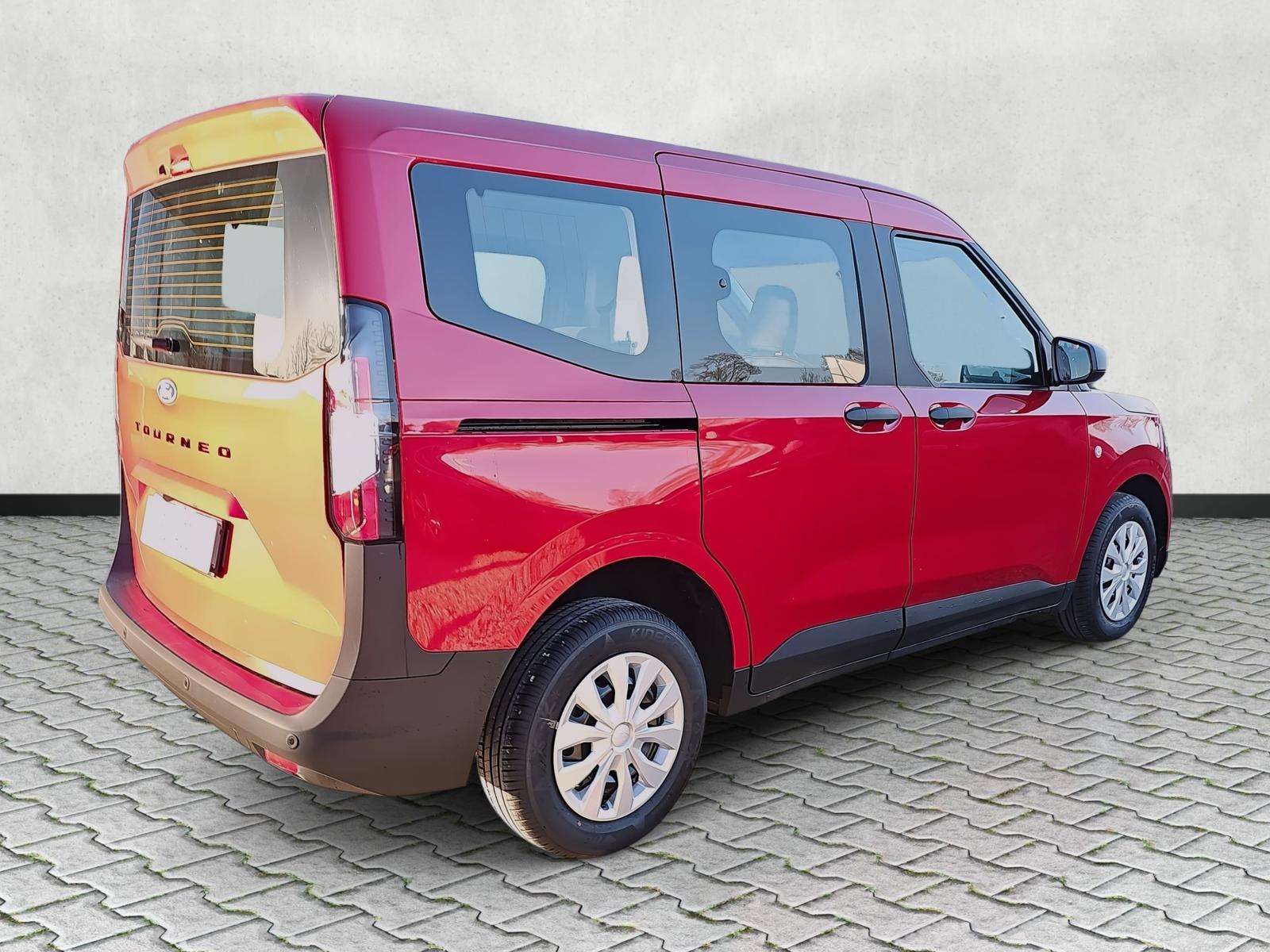 Fahrzeugbild eines Ford Tourneo Courier