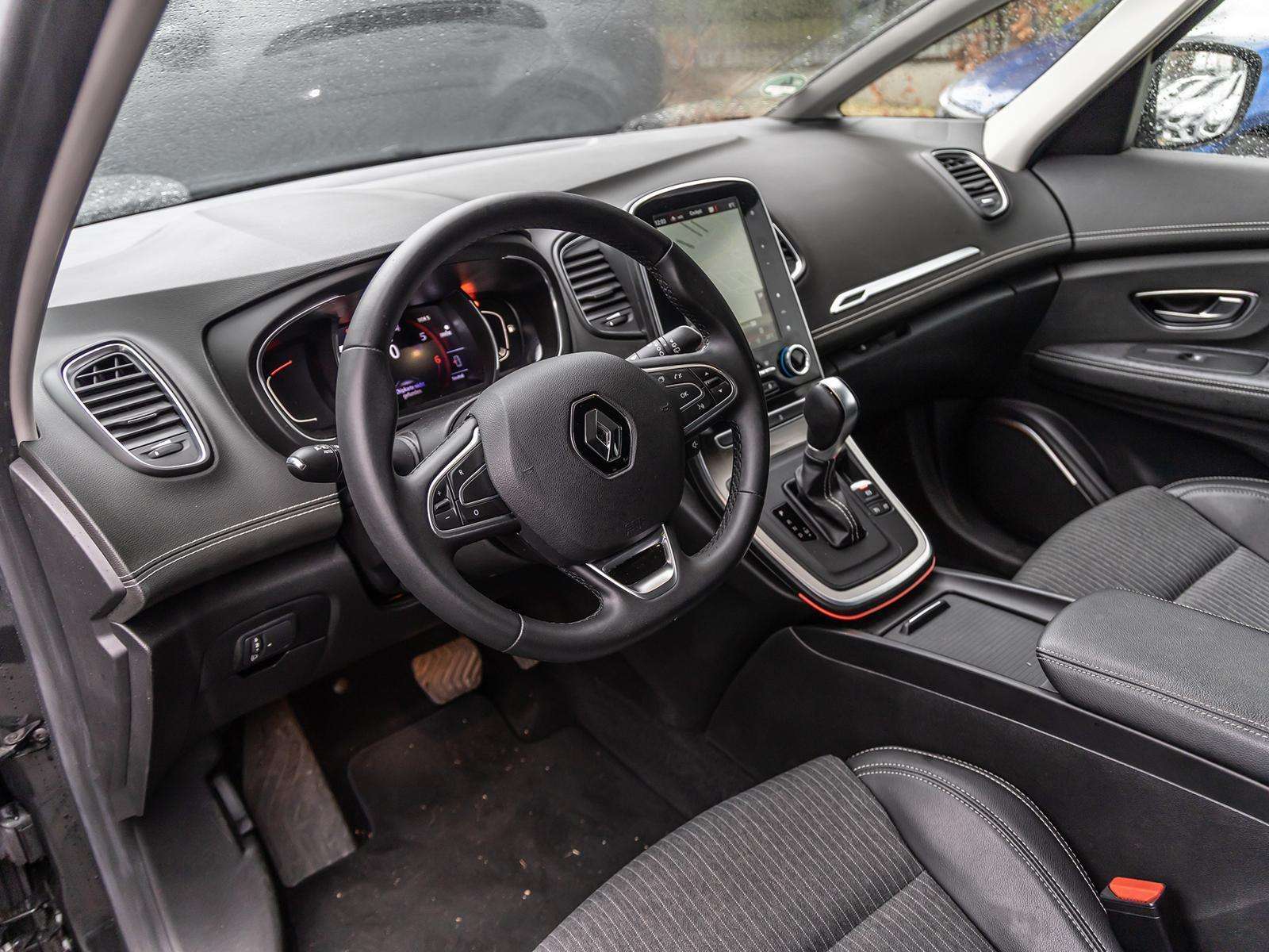 Fahrzeugbild eines Renault Scénic