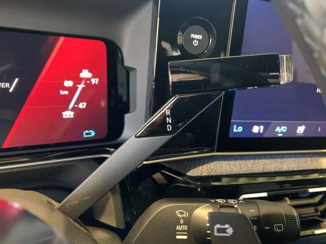 Fahrzeugbild eines Renault 5 E-TECH